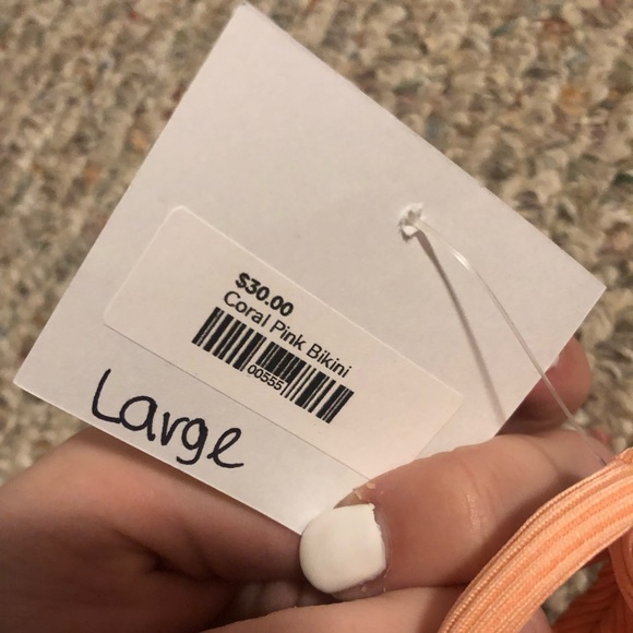 Brand new coral bikini - Picture 4 of 4